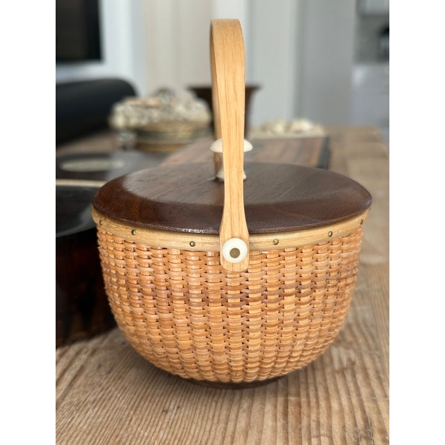 American Nantucket Woven Basket Signed For Sale - Image 3 of 9