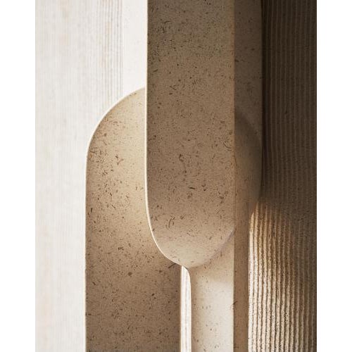 Contemporary Maillage Double Link Sconce in Saint Rafael Stone and White Brass by Farrah Sit For Sale - Image 3 of 7