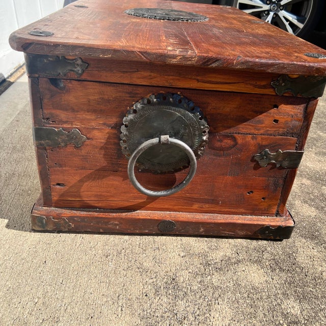 Antique Mexican Spanish Colonial Wooden Bau’l Chest For Sale - Image 4 of 10