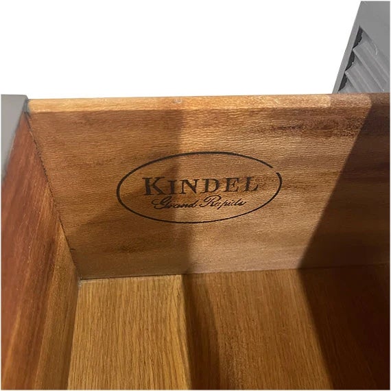 Kindel Furniture 1900-1909 74" Finished 9 Drawer Kindel Vintage Dresser For Sale - Image 4 of 4
