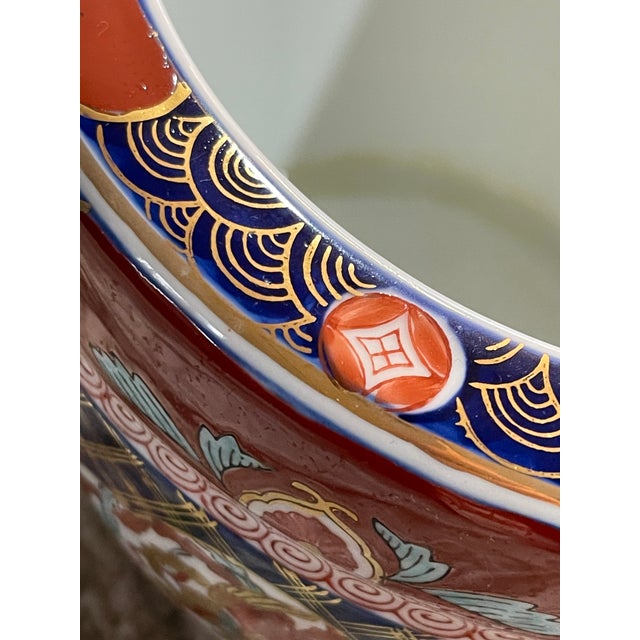 Hand Painted Imari Gilt Planter For Sale In New York - Image 6 of 11