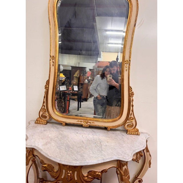 Louis XV Curved Console Table and Mirror in Gilded and Lacquered Wood For Sale - Image 5 of 10