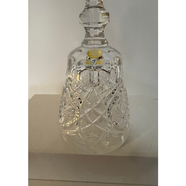 Vintage Cut Crystal Bell With Starburst & Hobstar Pattern, 7.25” For Sale In Phoenix - Image 6 of 8