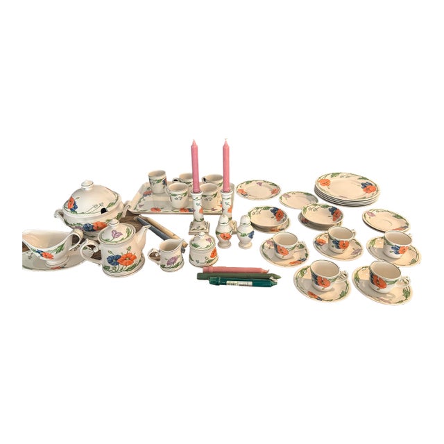 Vintage Villeroy & Boch "Amapola" Porcelain Dinnerware & Serving Set – 29 Pieces For Sale