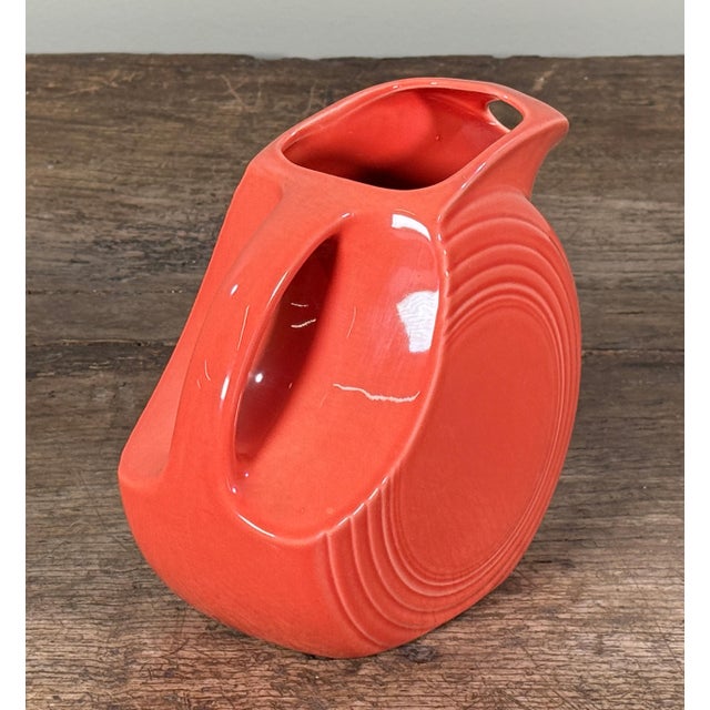 Vintage Fiesta Ware Disc Pitcher in Red Persimmon Glaze by Homer Laughlin For Sale - Image 4 of 7
