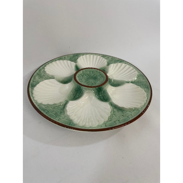 1930s 1930s French Longchamp Green and White Majolica Oyster Plate For Sale - Image 5 of 16
