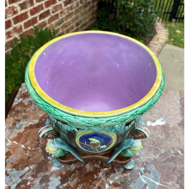 Antique English Majolica Cache Pot Planter Bowl Footed Jardiniere Angels Birds For Sale - Image 9 of 13