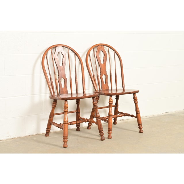 Ethan Allen Ethan Allen Style American Colonial Solid Oak Spindle Back Windsor Side Chairs or Dining Chairs, Pair For Sale - Image 4 of 10