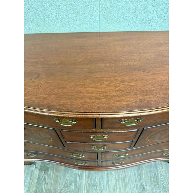 Lexington Furniture Vintage Lexington Furniture Palmer Home Collection Dresser 554-22 For Sale - Image 4 of 18