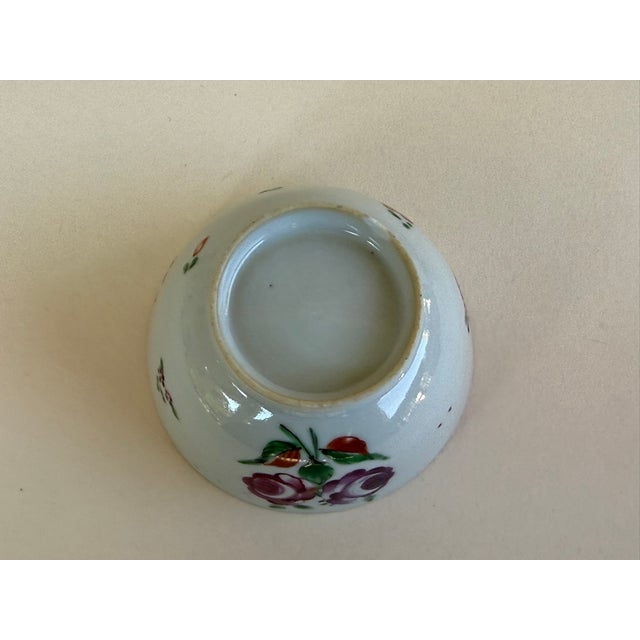 18th Century Qing DynastyPorcelain Tea Cups - Set of 6 For Sale - Image 14 of 16