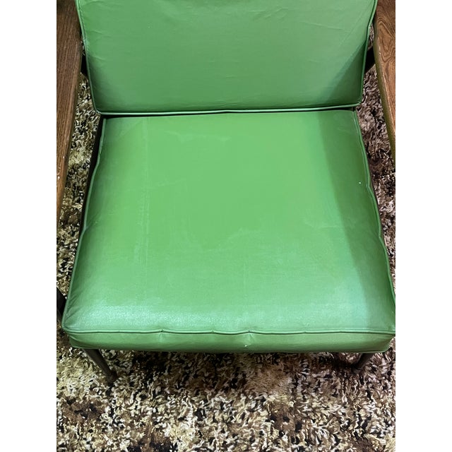 1960s Mid-Century Modern High-Back Avocado Green Vinyl Lounge Chair For Sale - Image 11 of 16