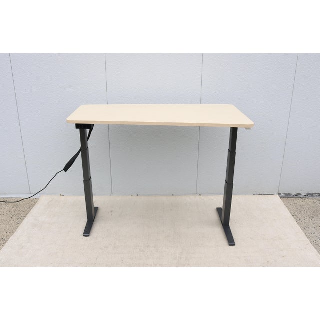 Herman Miller Motia Sit-to-Stand Electric Adjustable Height Rectangle Desk Table For Sale - Image 9 of 18