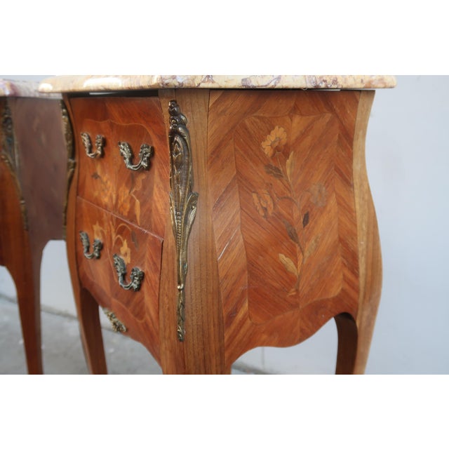 1920s Pair of French Louis XV Style Rosewood Side Tables Nightstands For Sale - Image 14 of 14