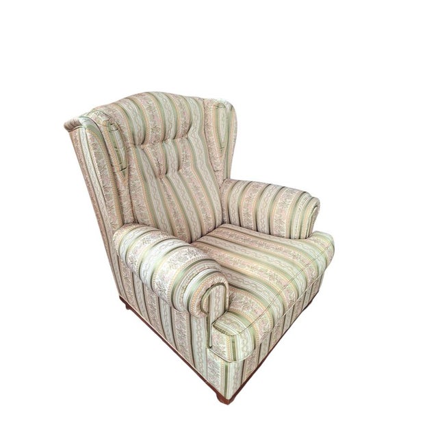 Lounge Chair, Italy, 1980s, in Very Good conditions. Designed 1980 to 1989