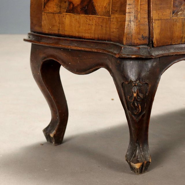 Small Baroque Chest of Drawers in Walnut For Sale - Image 6 of 8