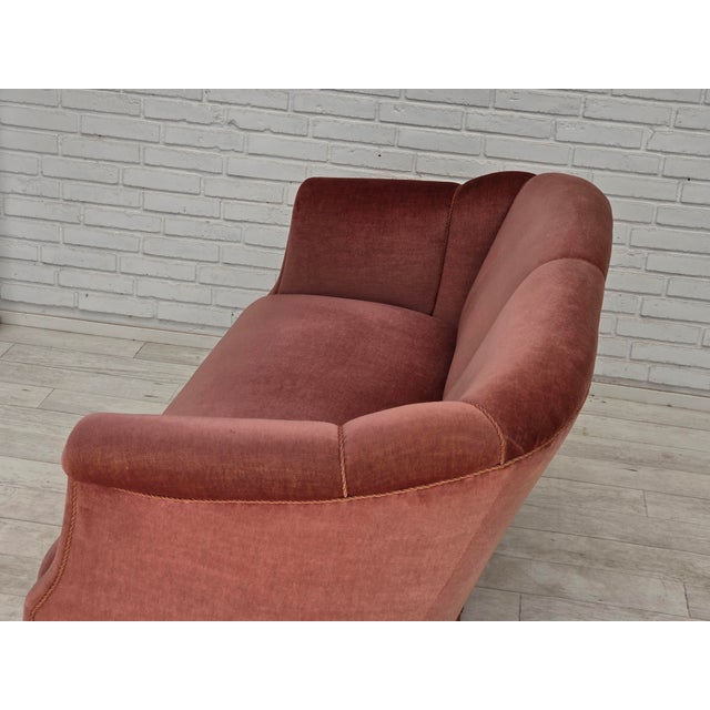Danish 2-Seater Sofa in Pink Velour, 1960s For Sale - Image 12 of 18