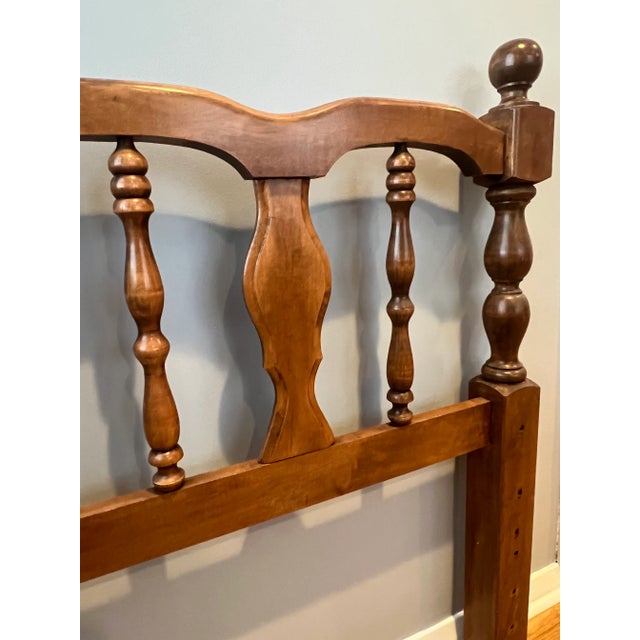 1970s Vintage Traditional Twin Headboard For Sale In Nashville - Image 6 of 12