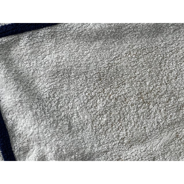 Hermès Towel with Les Leopards Motif from Hermès, 1990 For Sale - Image 4 of 6