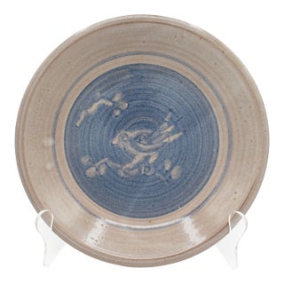 1978 Jugtown Ware Pottery Bird Motif Pie Plate For Sale