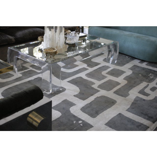 Bridgewater Hand loom Bamboo/Silk Gray/Ivory/Multi Rug-8'x10'" For Sale - Image 9 of 11