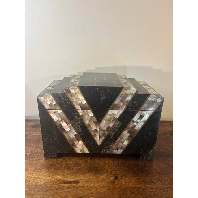 Vintage Postmodern Tessellated Stone Abalone Shell Decorative Box, 1970s For Sale In Miami - Image 6 of 8