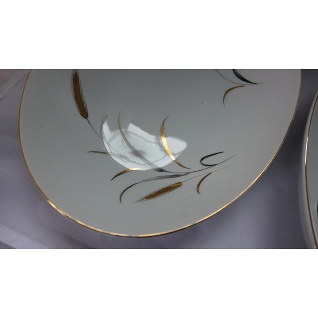 Mid-Century Modern Mid-century Oval Serving Bowls - Pair For Sale - Image 3 of 6