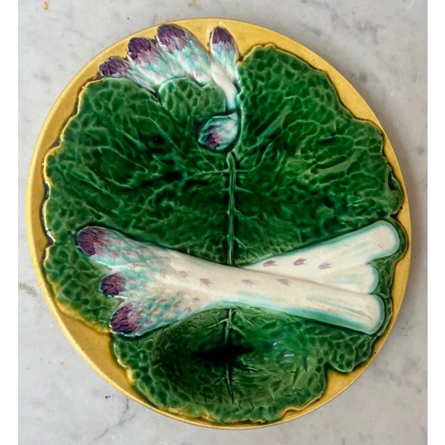 Green Creil Et Montereau French Majolica Asparagus Plate, 19th Century For Sale - Image 8 of 14