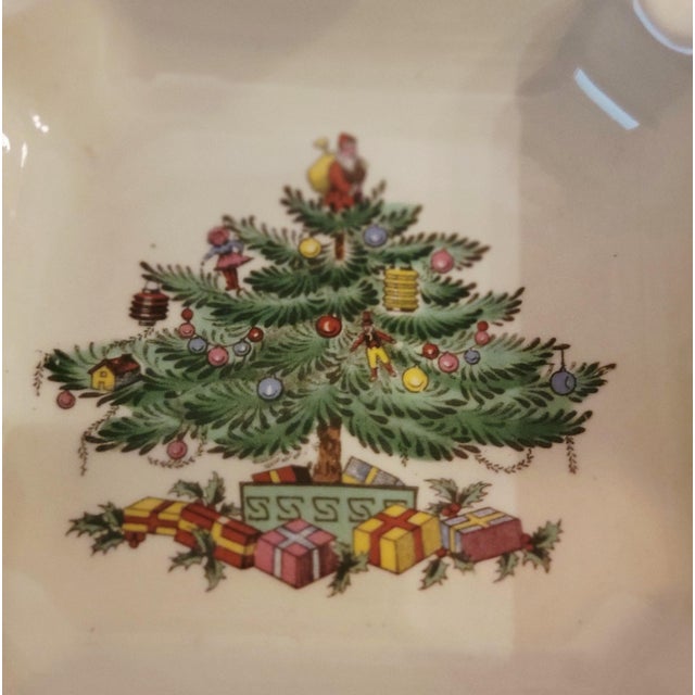 1980s Vintage Spode Christmas Tree Ashtray/Catchall/Trinket Dish Made in England Fine Bone China Holiday Tableware, New-Old Stock in Original Box For Sale - Image 5 of 10