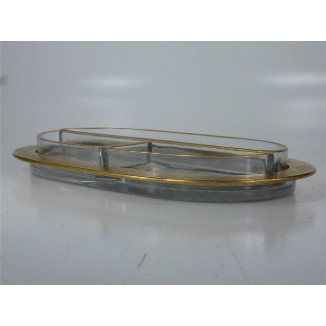 1950s Ovel Racetrack Style Divided Tray 3 Serving Inserts Vintage Pressed Glass Gold Racetrack Style For Sale - Image 4 of 12