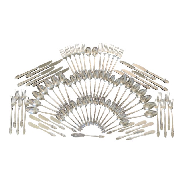 81 Pieces 1847 Rogers Bros. First Love 1937 Silverplate Flatware Set - Service for 10 For Sale
