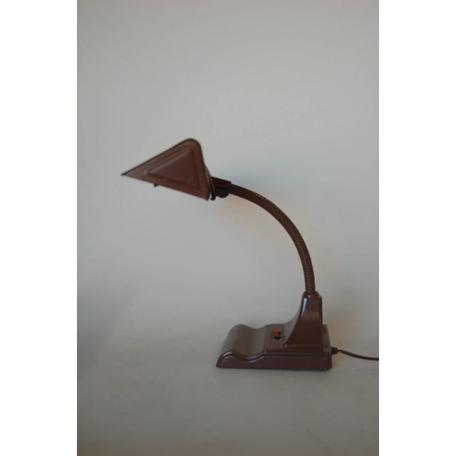 Mid Century Brown Enamel Fluorescent Gooseneck Desk Lamp by Art Specialty For Sale - Image 4 of 8