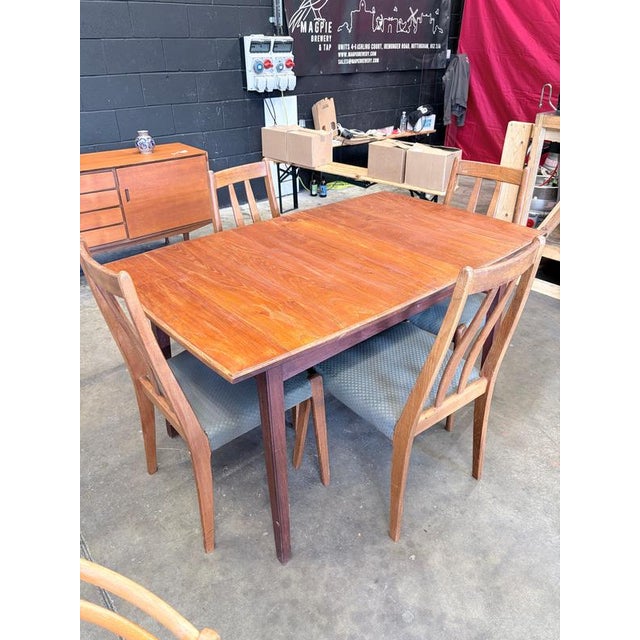 Modern Mid-Century Dining Table from Gordon Russell and Danish Teak Chairs from Dyrlund, 1960s, Set of 5 For Sale - Image 3 of 9