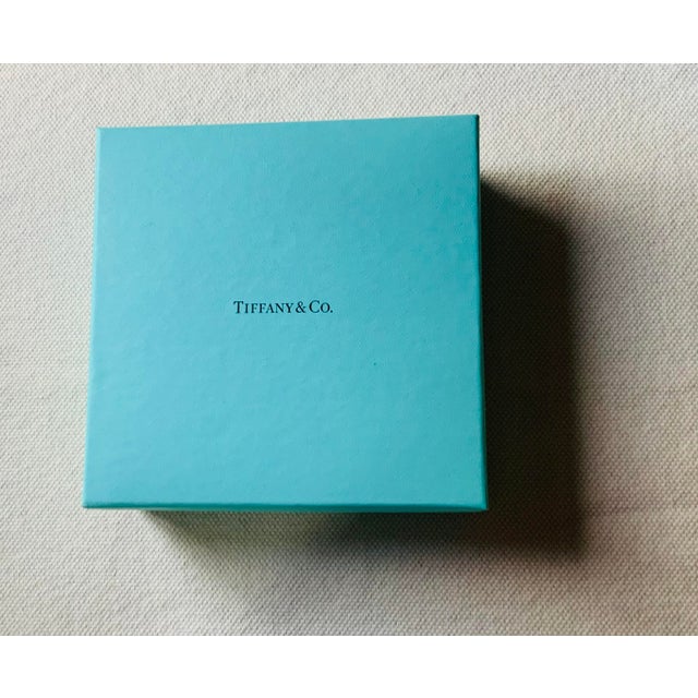 Vintage Elsa Peretti for Tiffany & Co. Cobalt Blue Murano Glass Heart Paperweight, c.1980, Original Box For Sale - Image 12 of 18