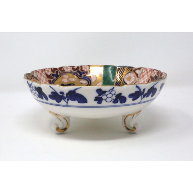 Japanese Vintage Japanese Hand-Painted Imari Three-Footed Porcelain Bowl For Sale - Image 3 of 7