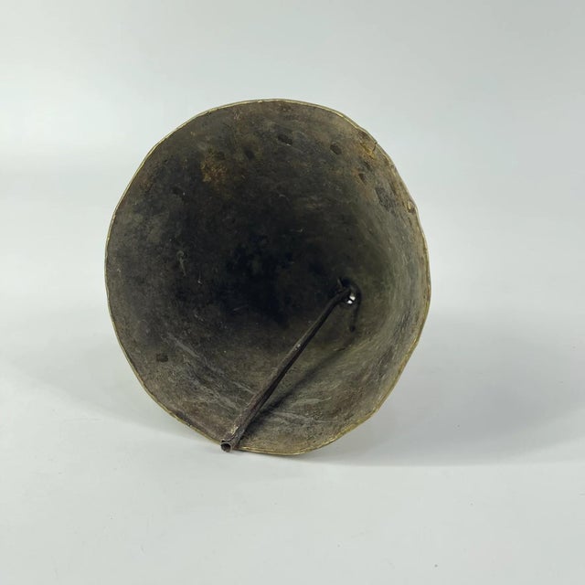 African Early 20th Century Benue Brass Bell Nigeria For Sale - Image 3 of 6