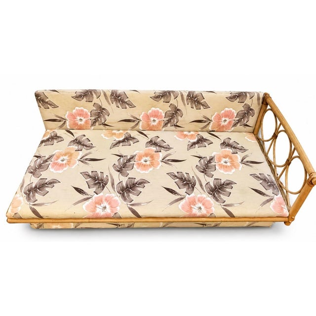 Vintage Mid-Century Modern Rattan Daybed & Sleeper Sofa For Sale In Miami - Image 6 of 7