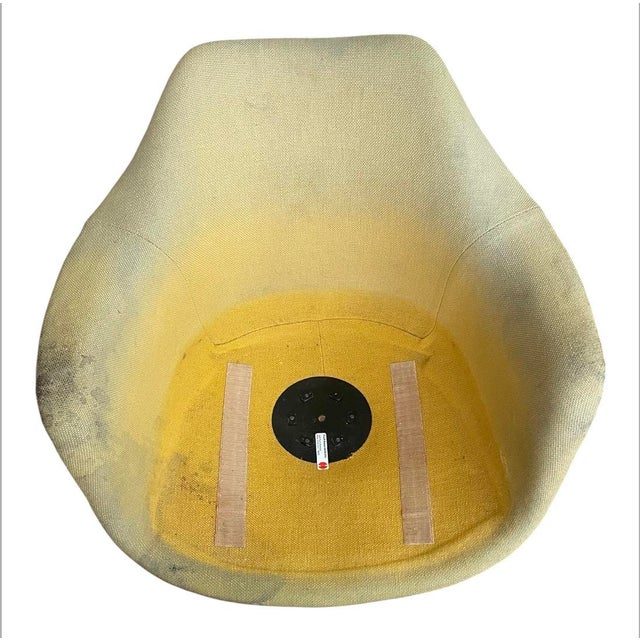 Yellow Eero Saarinen, for Knoll, “Tulip” Armchair in Yellow Upholstery, Circa 1960 - 1969- Set of 2 For Sale - Image 8 of 12