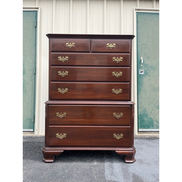 A beautiful seven drawer chest of drawers from Ethan Allen’s iconic “Georgian Court” collection. Made in 1984, this piece...