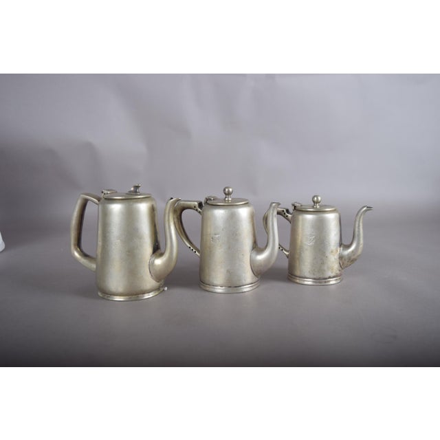 Silver English Graduated Silver-Plated Coffee Pots, 1930s, Set of 3 For Sale - Image 8 of 10