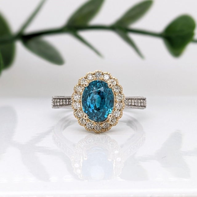 4.1Ct Blue Zircon Ring With Diamond Accents: Solid 14k Dual Gold, Oval 9x7mm, Size 6.75 For Sale - Image 4 of 8