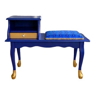 *Custom* Vintage Blue Gossip Bench / Accent Table For Sale