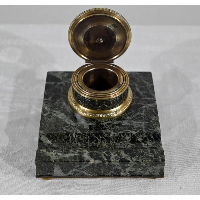 Inkwell with the Virgin in Bronze and Marble, Late 19th Century For Sale - Image 4 of 16