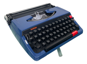 Vintage Deluxe 250TR Blue Typewriter with Case from Brother, Japan, 1970s