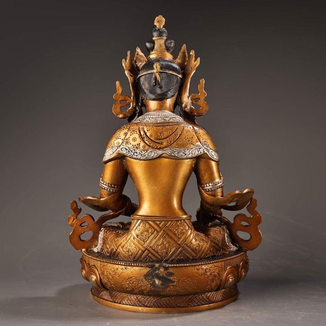 Asian Late 19th Century Gilt Bronze Ksitigarbha Bodhisattva Statue, 2kg For Sale - Image 3 of 9