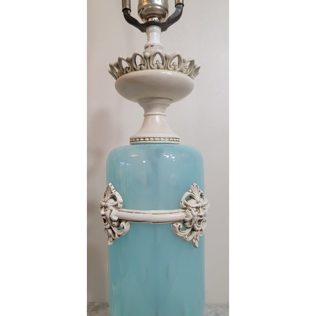 Vintage Mid-Century Modern Hollywood Regency Revival Table Lamps Neoclassical Style - a Pair For Sale - Image 12 of 18