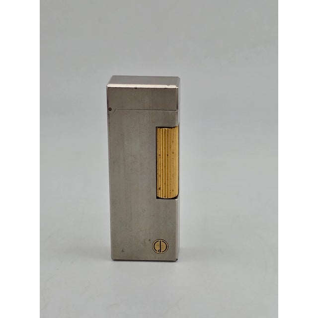 Dunhill Rare Vintage Dunhill Coral Gas Lighter D Logo Silver Gold No Box Very Good Cond. For Sale - Image 4 of 14