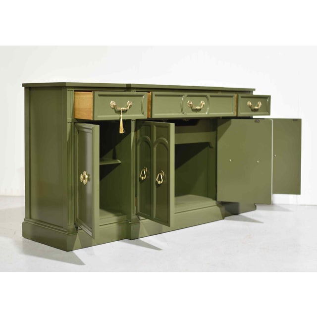 Mid Century Hollywood Regency Sideboard by Mount Airy in Green - Newly Painted For Sale In Chicago - Image 6 of 16