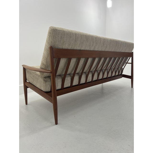 FD 118 Teak Sofa by Grete Jalk for France & Daverkosen, 1950s For Sale - Image 6 of 14