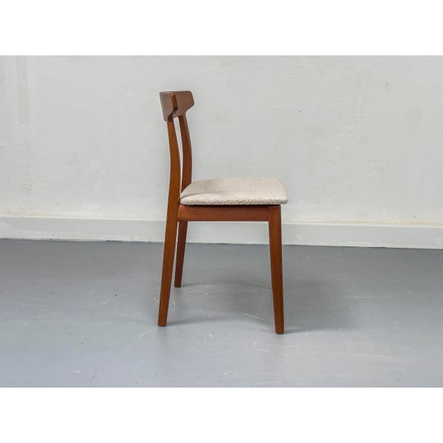 Beige Teak Dining Chair by Henning Kjaernulf for Bruno Hansen, 1960s For Sale - Image 8 of 18