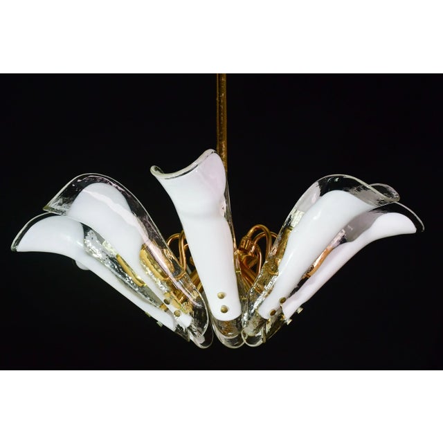Italian 1970s Murano White Glass Petal Chandelier For Sale - Image 3 of 14